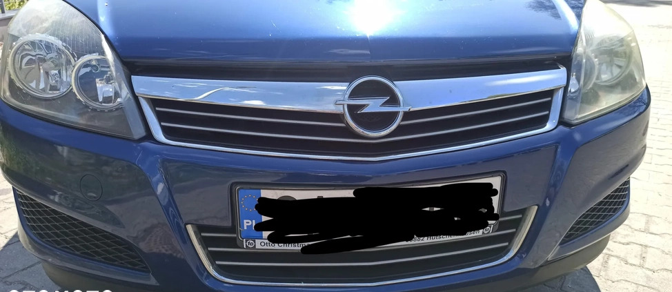 Opel Astra cena 14800 przebieg: 123000, rok produkcji 2009 z Gdynia małe 781
